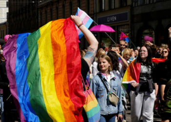 Rusia aprueba ley que prohíbe el cambio de sexo y a las personas trans
