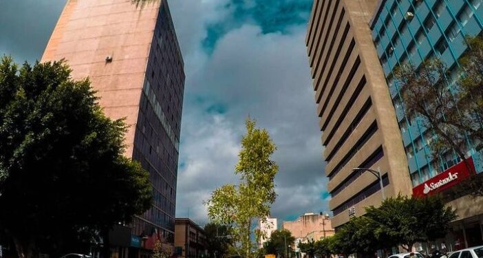 Miércoles soleado con altas temperaturas en SLP