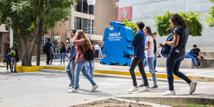 La UASLP admitirá a 178 aspirantes más que el año pasado
