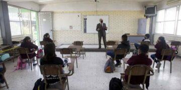 ¿Por qué los estudiantes tendrán que asistir el sábado 17 de junio a clases en todo el país?