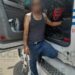 Hombre fue maniatado al interior de su unidad por personas desconocidas en la Carretera a Matehuala