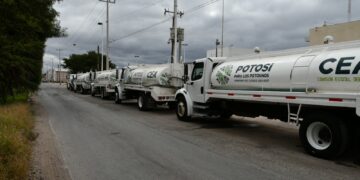 En apoyo a crisis de agua, Ricardo Gallardo entregará 10 mil cisternas