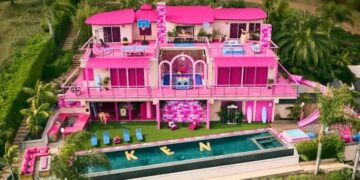 La “DreamHouse” de Barbie está en renta y así puedes pasar unos días en ella