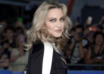 Hospitalizan a Madonna y la intuban de emergencia tras ser encontrada inconsciente