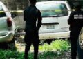 Mecánico muere aplastado al caerle un a camioneta que estaba reparando