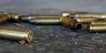 Rafaguean casa de jefa de la policía en la Simón Díaz