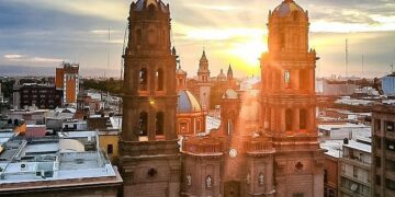 Viernes parcialmente nublado en SLP