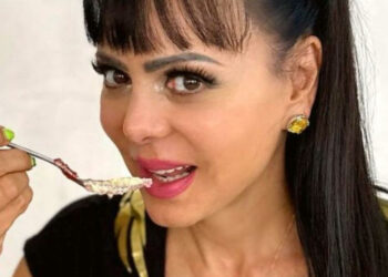 Maribel Guardia olvidó ponerse el filtro, ya parece de 64