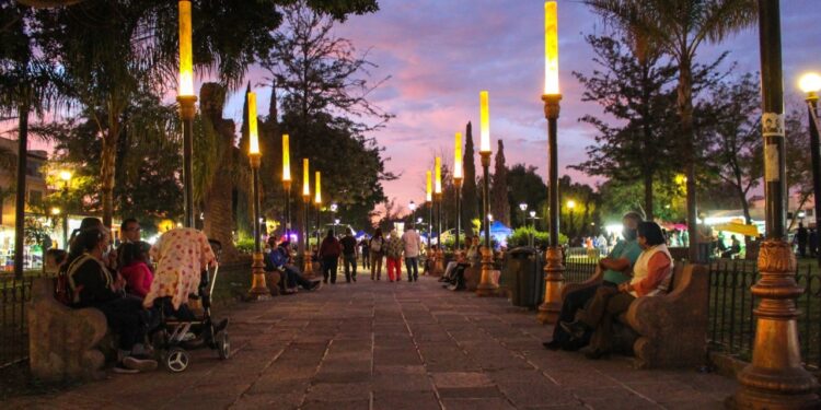 Calzada de Guadalupe, el paseo peatonal de casi 2 mil metros que conquista SLP