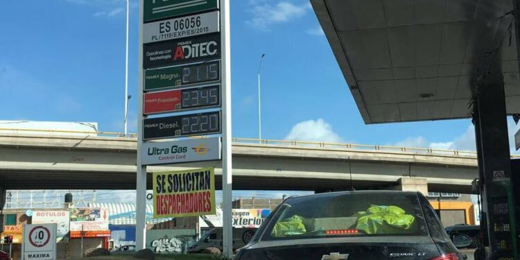 En SLP, la gasolina más barata se vende por debajo de los 21 pesos