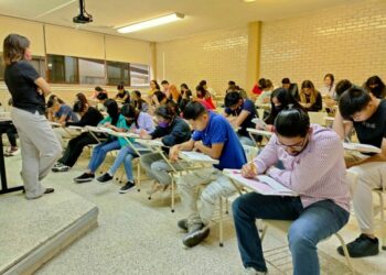 VIDEO: Tranquilo el segundo día de aplicación del examen de admisión a la UASLP