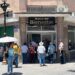 Sobresaturación en bancos del Bienestar afecta a adultos mayores por la suspensión de pagos en otras instituciones