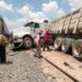 Accidente de tren contra tráiler en el Eje 140 de la zona industrial deja solo daños materiales
