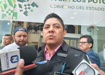 Ricardo Gallardo descarta cambiar de fecha la Fenapo