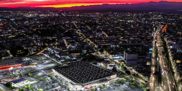 Sábado parcialmente nublado en probabilidad de tormentas aisladas en SLP