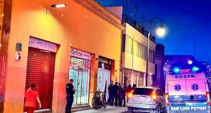 Atracan joyería en plena luz del día en el Centro Histórico