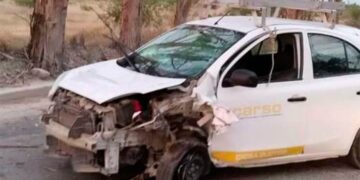 Chocan y abandonan un auto en el camino a Santa Rita