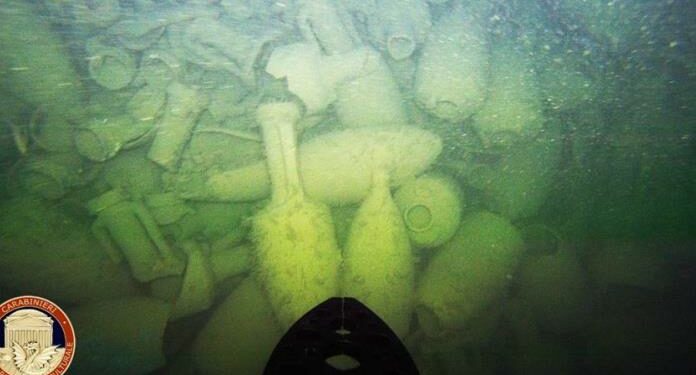 Descubren un barco mercante romano del siglo II a. C en el fondo del mar en Italia