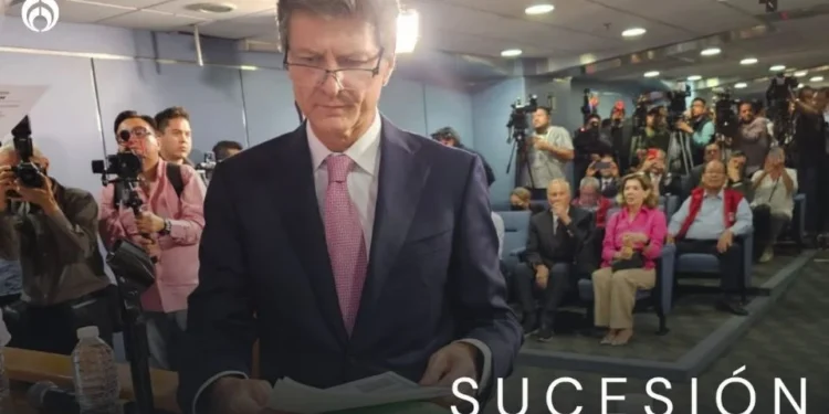 Enrique de la Madrid se registra para candidatura presidencial del PRI