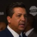 Cabeza de Vaca no acude a registrarse como candidato de Va por México; lo hace su hermano.