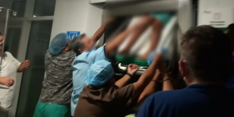 VIDEO: Niña de 6 años muere en IMSS prensada por elevador