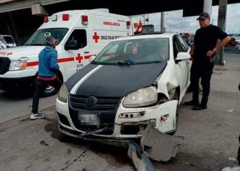 Niño y su padre son atropellados en el Periférico