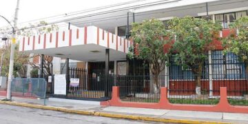 Padres de familia se quejan por exigencia del pago de las cuotas