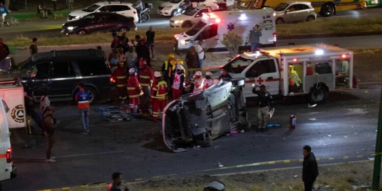 Fiscalía confirma 2 muertos y 3 heridos por choque múltiple frente al María Dolores