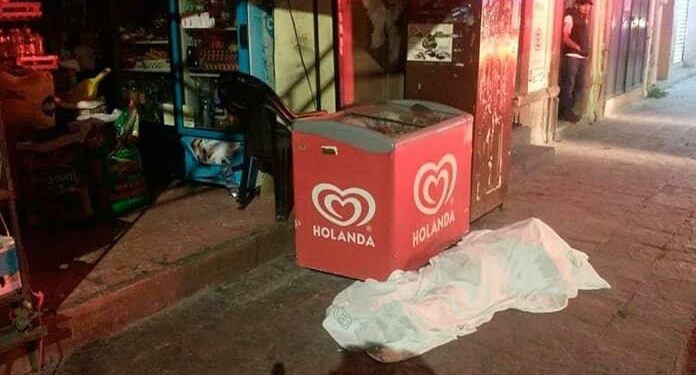 Muere transeúnte en Eje Vial; se desvaneció, según testigos