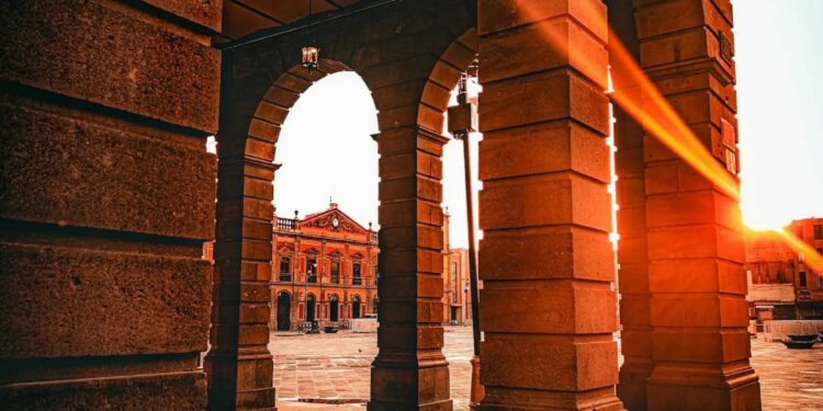 Viernes mayormente soleado en SLP