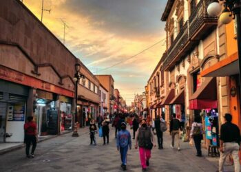 Domingo parcialmente nublado en la capital potosina
