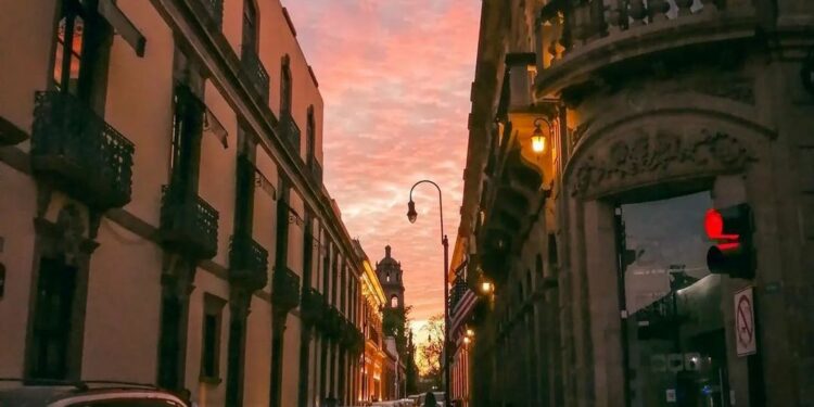 Sábado parcialmente nublado en SLP