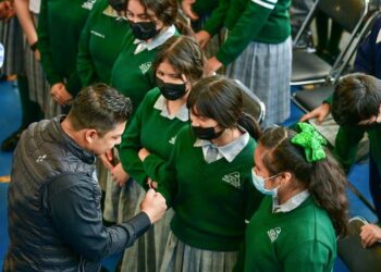 Gallardo planea realizar censos para definir a los artistas del Teatro del Pueblo de la Fenapo 2024
