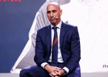 La FIFA suspende con carácter provisional a Rubiales “de toda actividad”