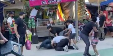 VIDEO: En redes comparten VIDEOS de pleitos en la Fenapo; exigen dar con responsables