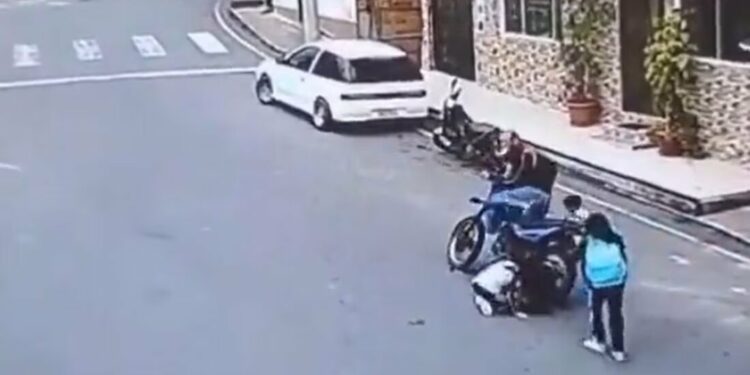 Niña de 11 años pierde su brazo tras caer de una motocicleta en movimiento en Ecuador