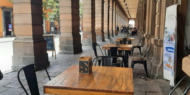Desigual, el impacto de la Fenapo en restaurantes