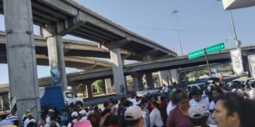 Alertan por manifestación desde distribuidor Juárez con destino a Palacio de Gobierno