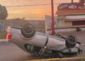 Se volcó un auto sobre el puente de la Morales Saucito