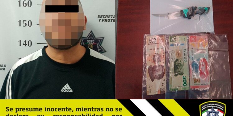Policía Vial detiene a hombre por robo a comercio en avenida Salvador Nava Martínez