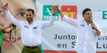 “Que haya un loco” responde Ricardo Gallardo a Serrato