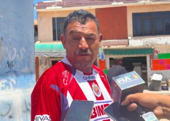 Vecinos de la Avenida del Sauce se manifestaron por retraso e incumplimiento en obras públicas