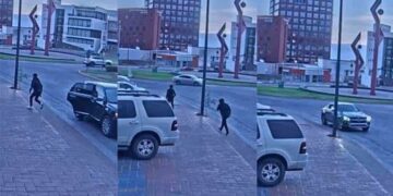 Con violencia, roban camioneta en plaza comercial