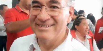 VIDEO: Abandona Galindo asamblea del PRI