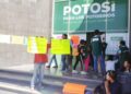 Protestan “gritones” de la Fenapo por altos cobros del Patronato y abusos de Gobernación