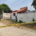 Ladrón apuñala a madre e hijo al verse descubierto
