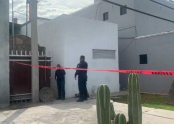 Localizan cadáver en la carretera a México