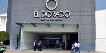 Ataques armados en plazas comerciales son por pelea de espacios de narcomenudistas: Gallardo