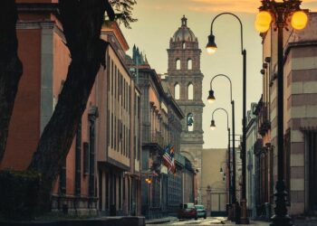 Sábado parcialmente nublado en SLP