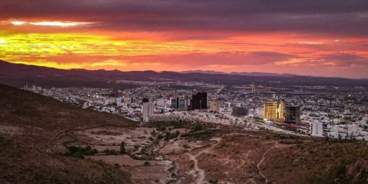 Domingo mayormente soleado en SLP